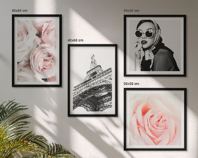 Multi-piece wall decor set Eiffel's portrait of a woman roses