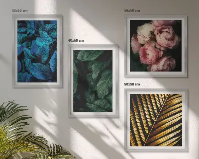 Wall art set leaves and flowers in color