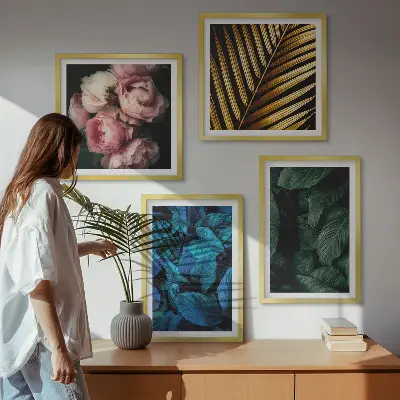 Wall art set leaves and flowers in color