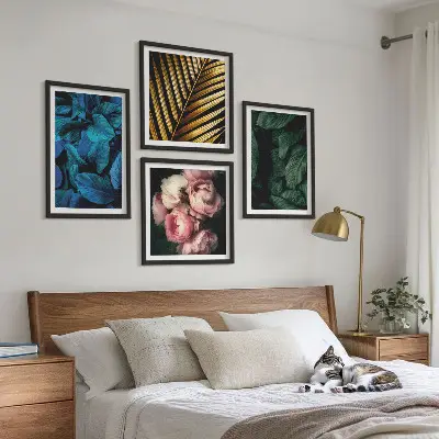Wall art set leaves and flowers in color