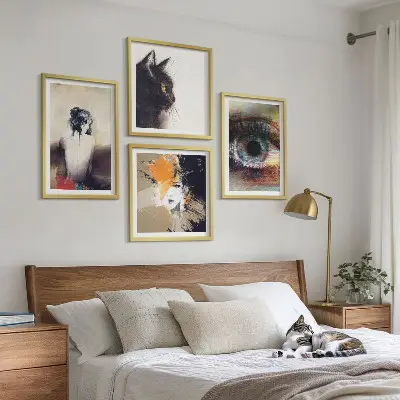 Wall art set portrait of a woman capturing colors and emotions