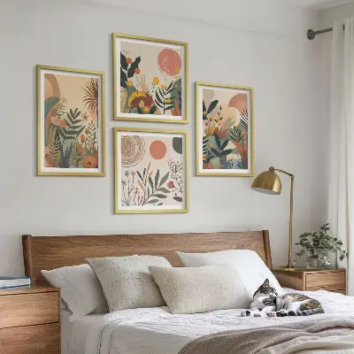 Wall art set with plant motifs in colors