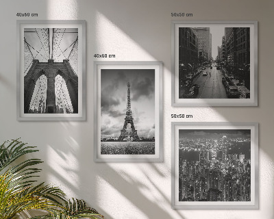 Wall art set Monochromatic bridge towers