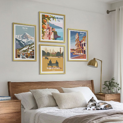 Set of 4 wall art pieces Retro illustrations of famous places