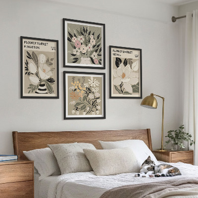 Wall art set Retro Flowers from Cities Around the World