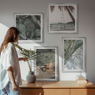 Wall art set Tropical plants for vacation