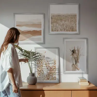 Wall art set with bohemian style plant motifs
