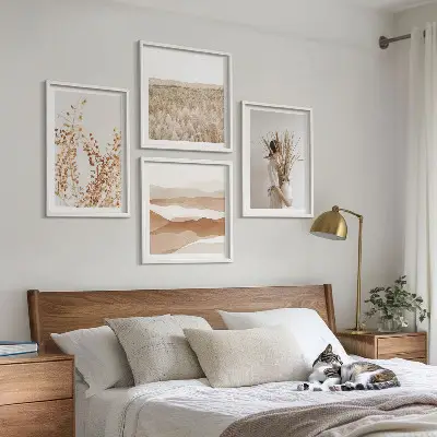 Wall art set with bohemian style plant motifs