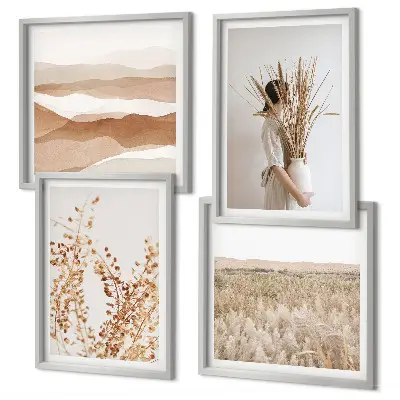 Wall art set with bohemian style plant motifs