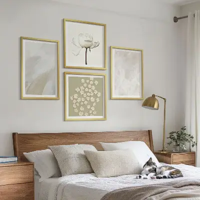 Wall art set with fashionable boho flower textures