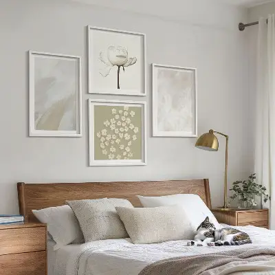 Wall art set with fashionable boho flower textures