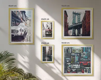 Framed photo set featuring stylish cars and street architecture