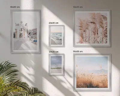 Gallery wall Stylish seaside landscapes