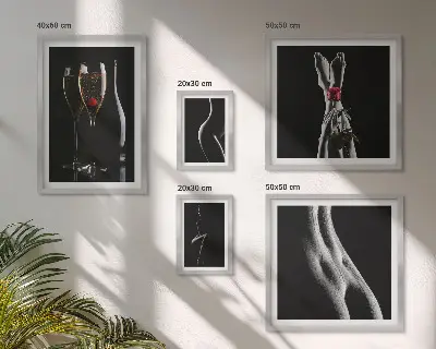Gallery wall Elegant modern accents Black and red