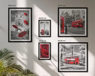 Set of 5 wall art pieces London motifs red accents