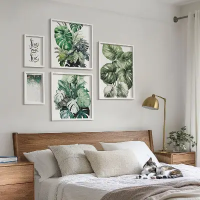 Gallery wall Plant motifs quotes abstraction