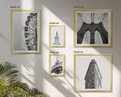 Set of 5 wall art pieces Black and white metropolitan architecture