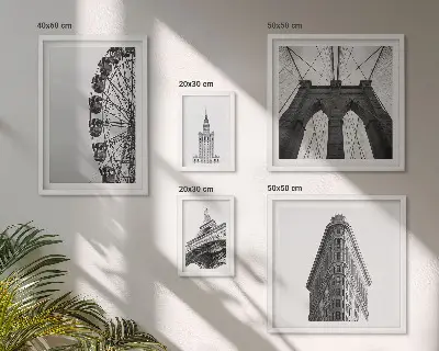 Set of 5 wall art pieces Black and white metropolitan architecture