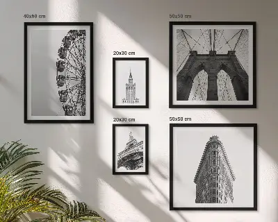 Set of 5 wall art pieces Black and white metropolitan architecture