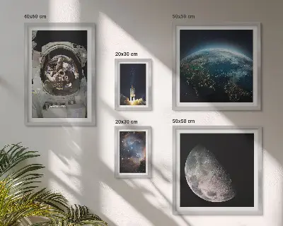 Gallery wall Astronaut's space discoveries