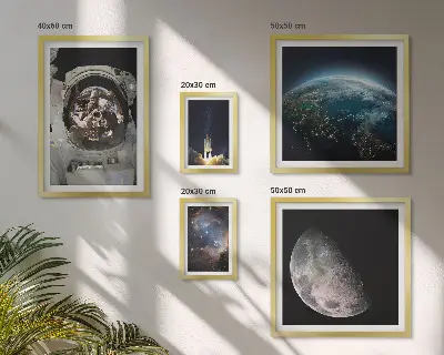 Gallery wall Astronaut's space discoveries
