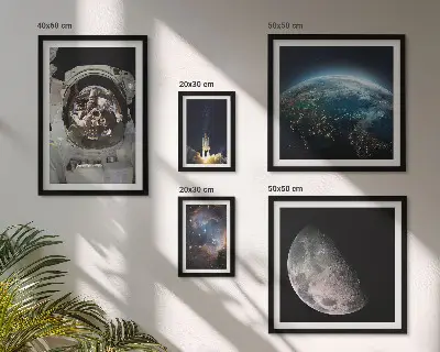 Gallery wall Astronaut's space discoveries