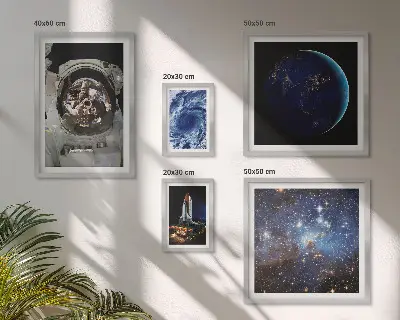 Framed photo set Astronauts' space discoveries