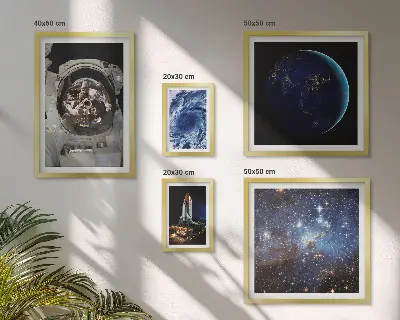 Framed photo set Astronauts' space discoveries