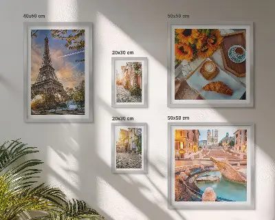 Set of 5 wall art pieces Atmospheric views of the cafe