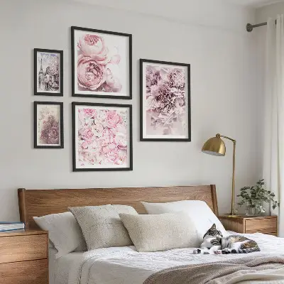 Set of 5 wall art pieces Vintage floral arrangements