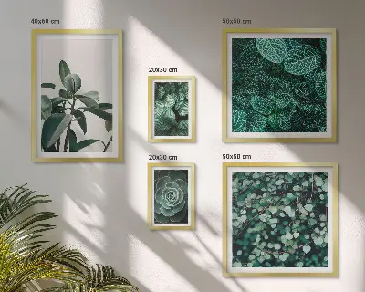Framed photo set plant motifs with green leaves