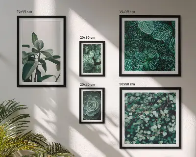 Framed photo set plant motifs with green leaves