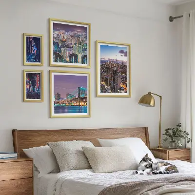 Set of 5 wall art pieces City nightscapes of neon lights