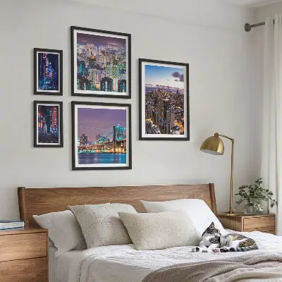 Set of 5 wall art pieces City nightscapes of neon lights