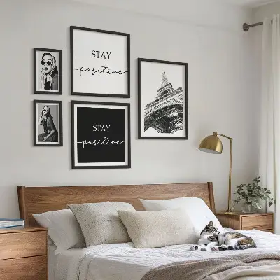 Set of 5 wall art pieces Stylish graphics fashion Paris