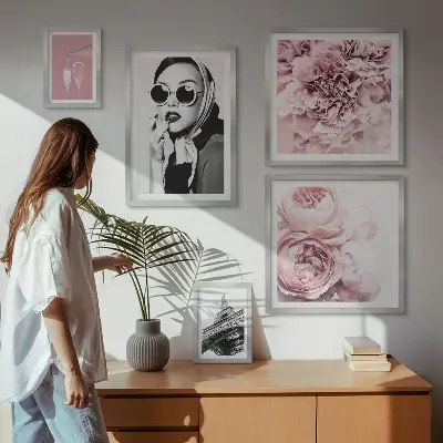 Gallery wall Stylish portraits of rose flowers
