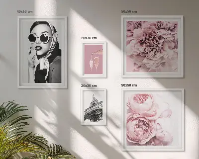 Gallery wall Stylish portraits of rose flowers
