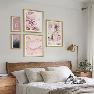 Set of 5 wall art pieces Pink flowers elegant accent