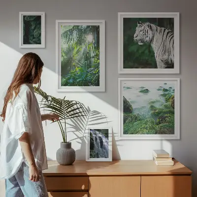 Gallery wall Tropical nature animals