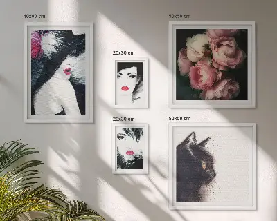Set of 5 wall art pieces Stylish portraits of women with roses