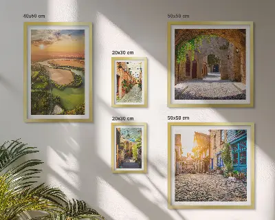 Set of 5 wall art pieces Charming, picturesque streets