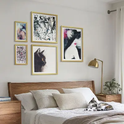Framed photo set Stylish abstract portraits