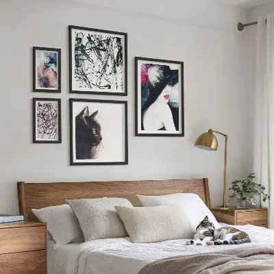 Framed photo set Stylish abstract portraits