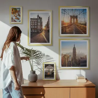 Framed photo set Charming city architecture