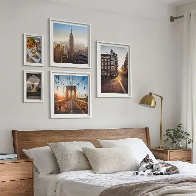 Framed photo set Charming city architecture