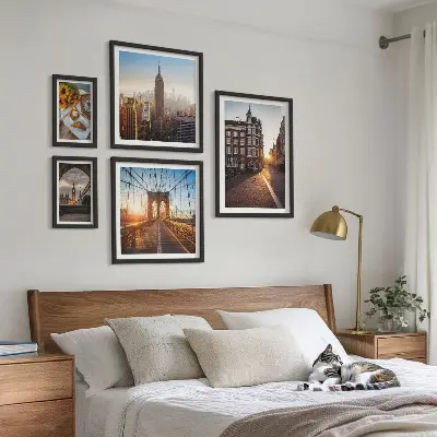Framed photo set Charming city architecture