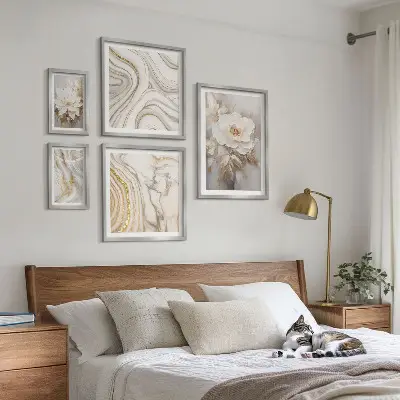Framed photo set Abstract floral motifs, elegance