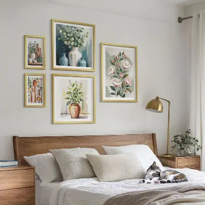 Gallery wall Stylish plant kitchen decorations