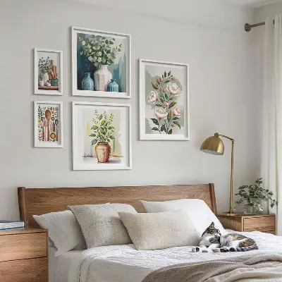 Gallery wall Stylish plant kitchen decorations