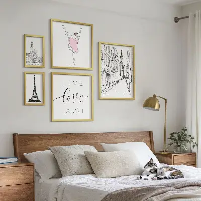 Gallery wall Stylish Parisian inspirations